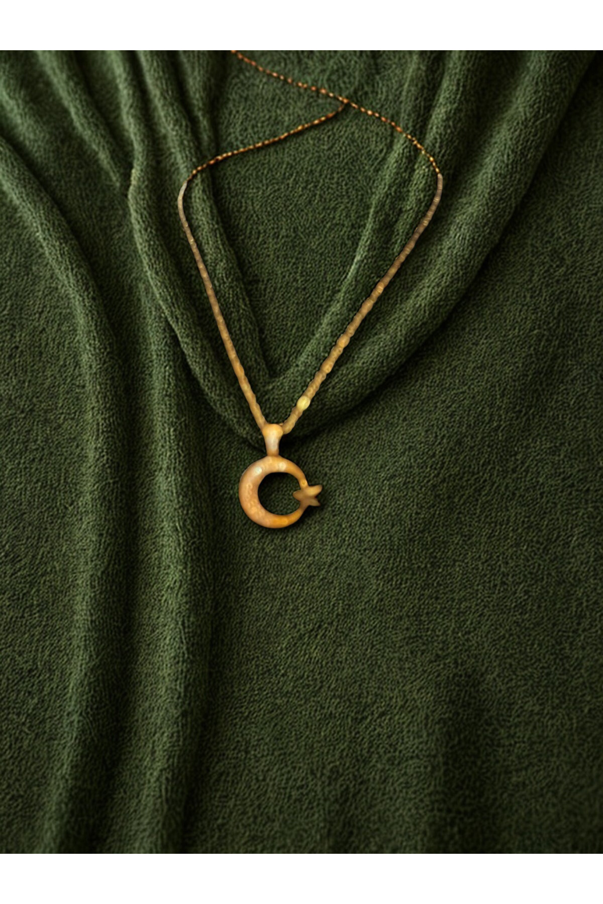 Hilal Ay Gold Çilek Kolye