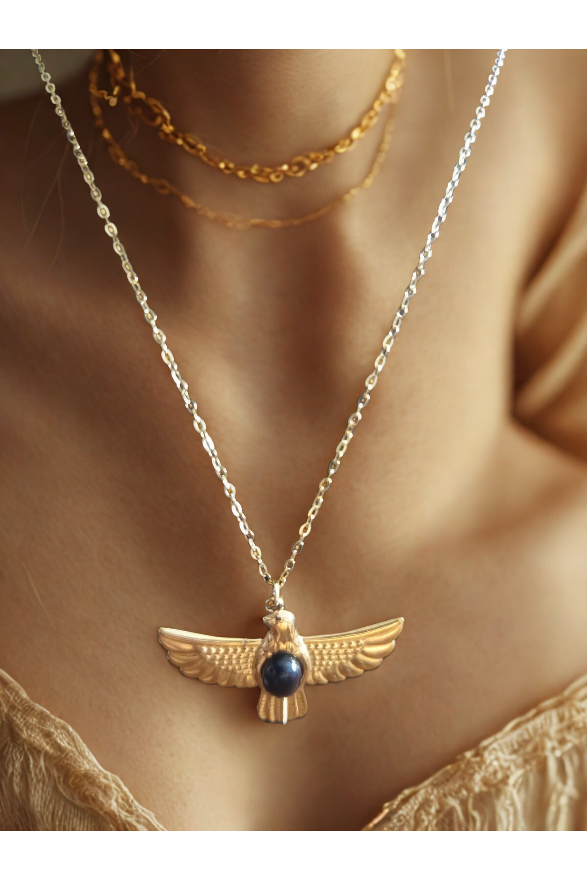 Kartal Oniks Taşlı Gold ÇelikKolye