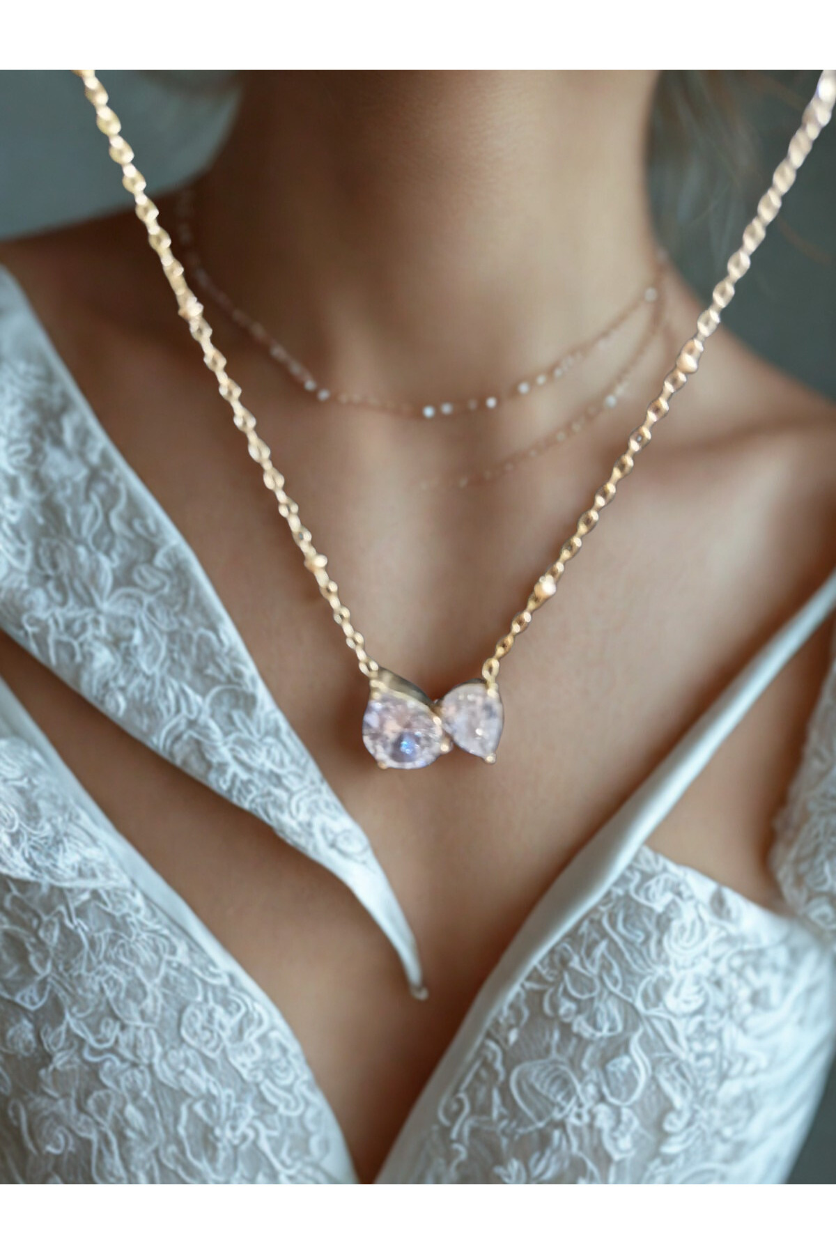 Fiyonk Taşli Çelik Kolye