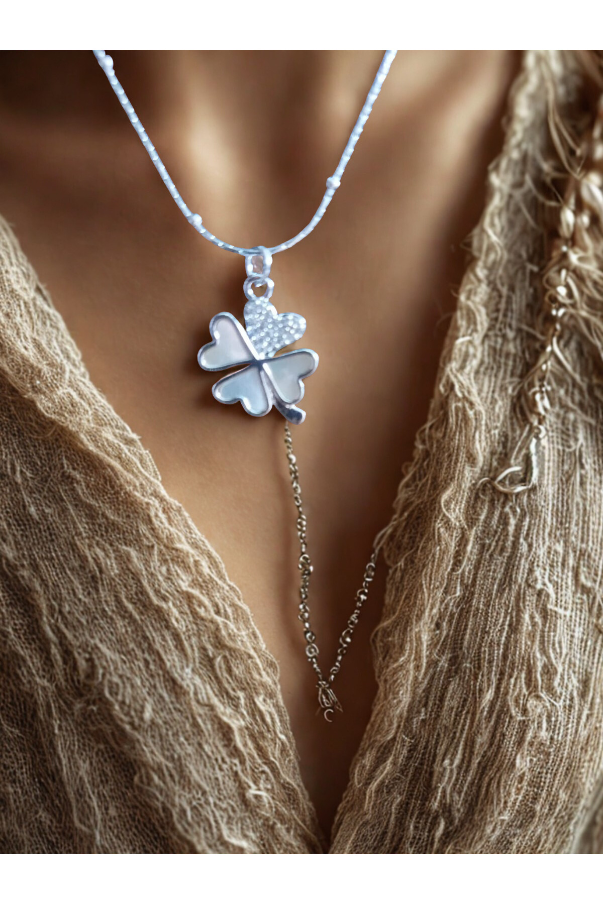 Dört Yaprakli Yonca Çelik Kolye