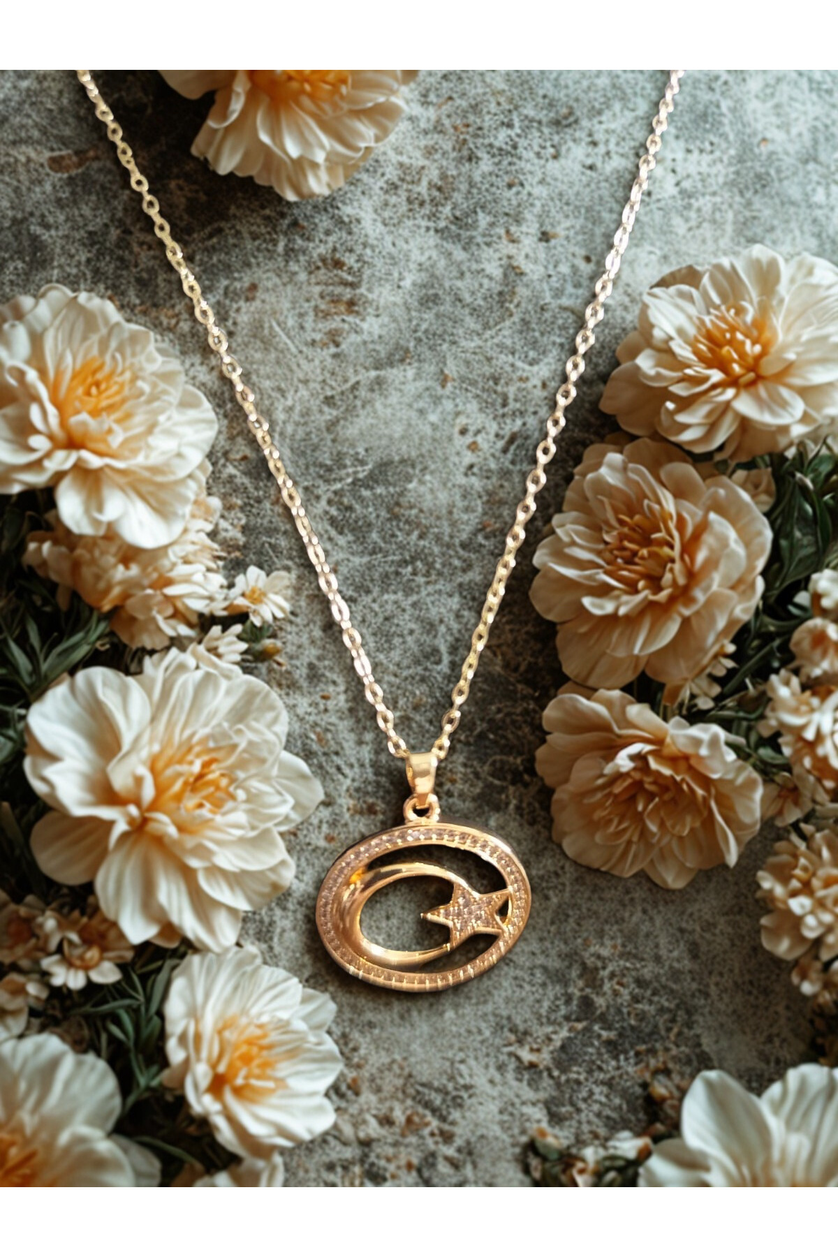 Ay Yıldızlı Gold Çelik Kolye